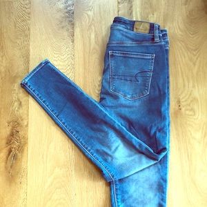AE Hi-Rise Jegging Size 6R